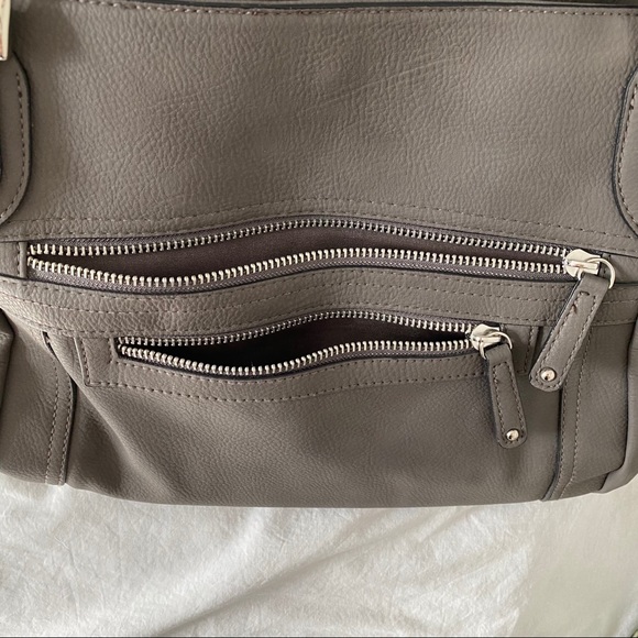 Grey Buckle Handbag | Rosanna - Picture 7 of 9